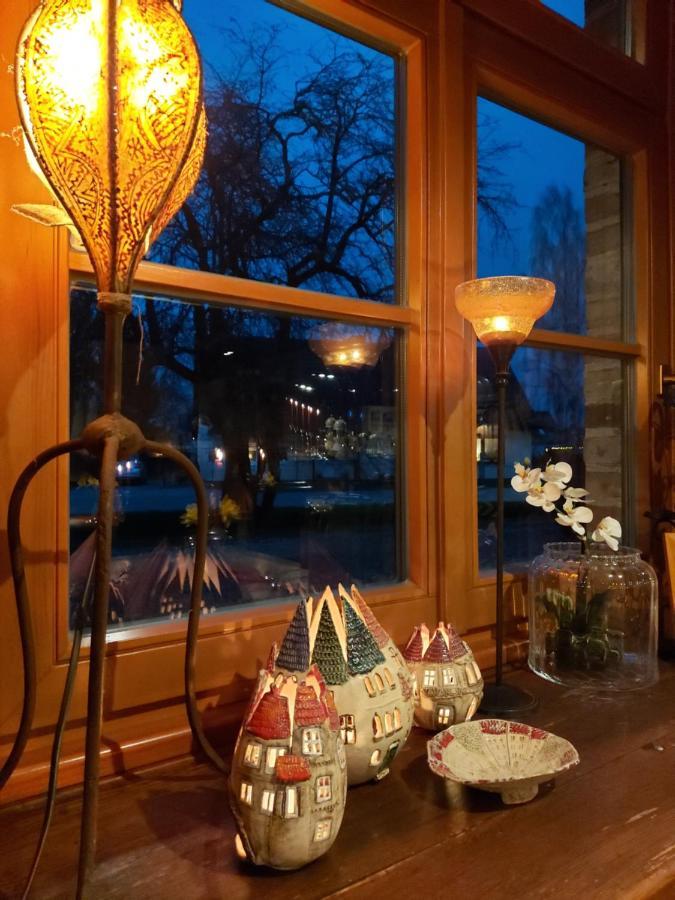 Pension & Restaurant "Alte Schule" Kluis Εξωτερικό φωτογραφία